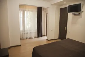 Hin Yerevantsi Hotel - Room