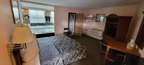 Mackinaw Budget Inn - Chambre