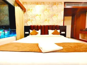Neelkanth Hotel - Room