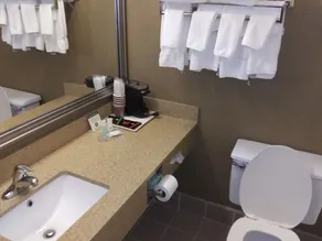 Suburban Studios Syracuse Fairgrounds - Salle de bain