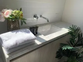 Delicate Bundoora townhouse 10 - Badezimmer