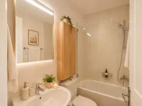 Adelos II Glow Villa 5BR 360m -Elevator-Rooftop - Bathroom