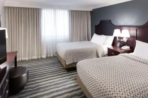 Embassy Suites by Hilton Tampa Brandon - Chambre