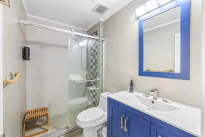 2812 Tulane Dr - Badezimmer