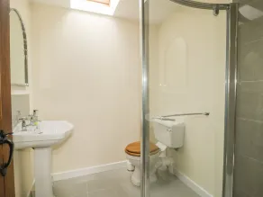 The Barn - Baño