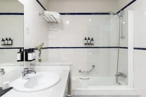 Parador de Fuente Dé - Bathroom