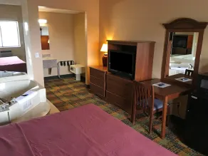 Americas Best Value Inn-Livonia/Detroit - Chambre