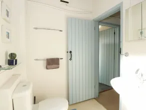 Timbers - Bathroom