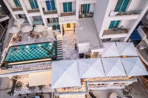 Hotel Oasis - Pool