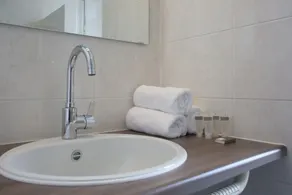 Hotel Golfzicht - Baño
