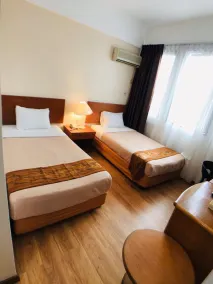 Kawan Hotel - Chambre