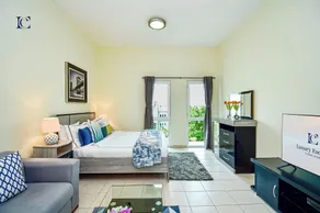 Luxury Escapes - Cozy budget studio near Metro & Ibn Battuta Mall - MOG190 DG - Room