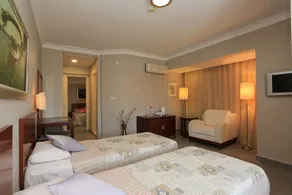 SUMMER OTEL - Habitación