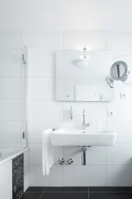 Zu den Drei Linden - Hotel & Restaurant - Bathroom
