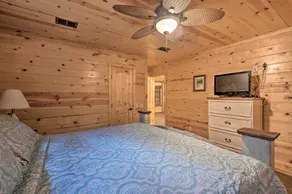Cabin w/ Hot Tub - Near Broken Bow Lake & Hiking! - Interiør