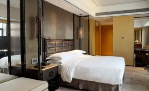 Hilton Zhongshan Downtown - Room