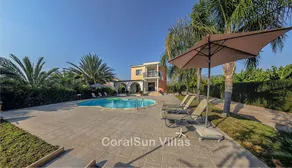 Amazing Pool, Complete Privacy, Amenities and Beach nearby - Piscina