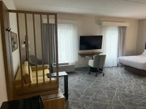 Hampton Inn & Suites Woodstock, VA - Værelse
