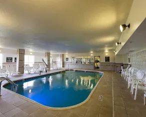 Quality Suites Addison-Dallas - Piscine