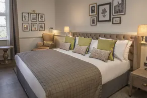 De Vere Latimer Estate - Room