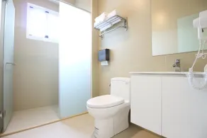 Cozy Green Guesthouse - Badezimmer