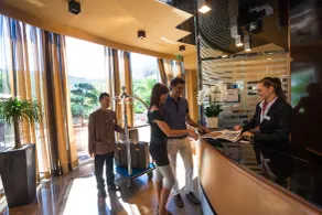 Hotel Kristal Palace - Tonelli Hotels - Adult Friendly - Reception