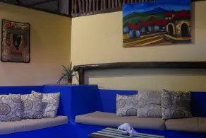 El Pacifico Hotel - Lobby sitting area