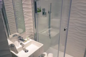 Hôtel Prince Albert Wagram - Salle de bain