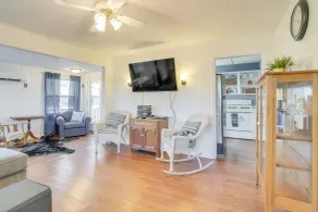Star Lake Pet-friendly Home: Fire Pit, Dock, Grill - Innvendig