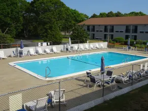 The Mariner Resort Cape Cod by The Red Collection - Piscina