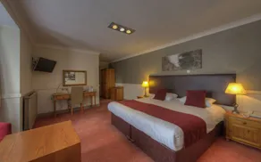 Old Mill by Chef & Brewer Collection - Room