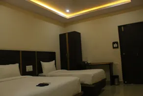 Hotel Asian International - Quarto