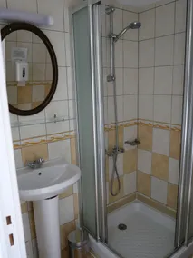 Hôtel Restaurant Trabenia - Salle de bain