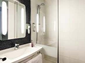 ibis Grenoble Centre - Salle de bain