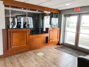 SureStay Hotel by Best Western Bowling Green North - Hall