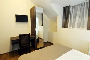 MGK Hotel - Zimmer