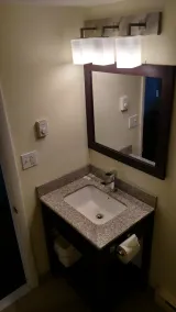 Gene's Motel - Bathroom