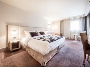 Hôtel Le Pré Carré - Room