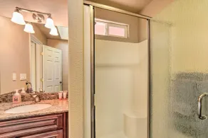 'Hilltop Loft' Ukiah Vacation Rental! - Innenbereich