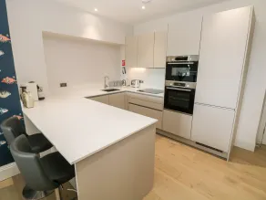 21 The Rest - Intérieur