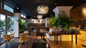 Holiday Inn Osaka Namba by IHG - Restaurant