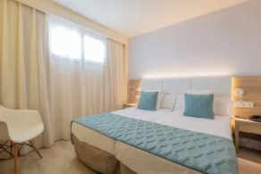 Leonardo Royal Hotel Ibiza Santa Eulalia - Camera