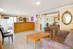Knights Inn - Park Villa Motel, Midland - Hall