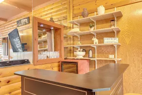 Crandon Studio: Minutes to Lake & Raceway - Interior