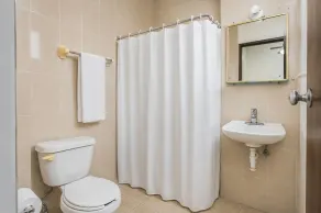 Hotel Premier - Bathroom