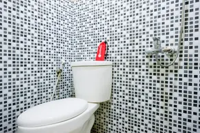 RedDoorz near GOR Wisanggeni - Salle de bain