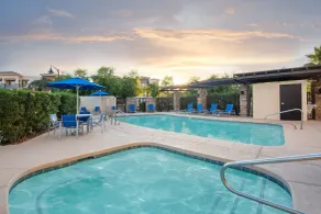 Holiday Inn Express Surprise by IHG - Piscine