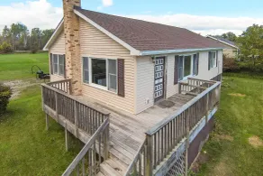 Cozy Tawas City Home w/ Views of Lake Huron! - Parte interna