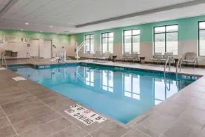 Hampton Inn & Suites Hudson - Piscina