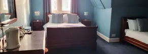 Carlton Hotel - Room